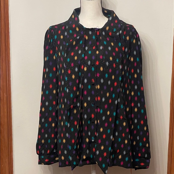 John’s Girl Collectables Tops - Vintage Multicolor Diamond Pattern Button Down Shirt